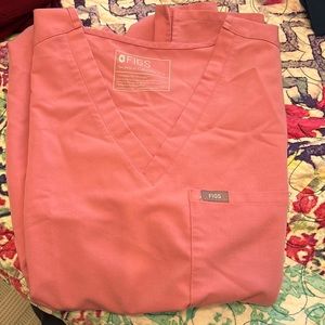 Pink FIGS set. Size L